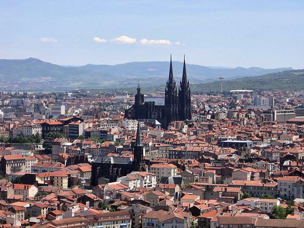 Campanile Clermont-Ferrand ~ Aubiere Hotel Exterior photo